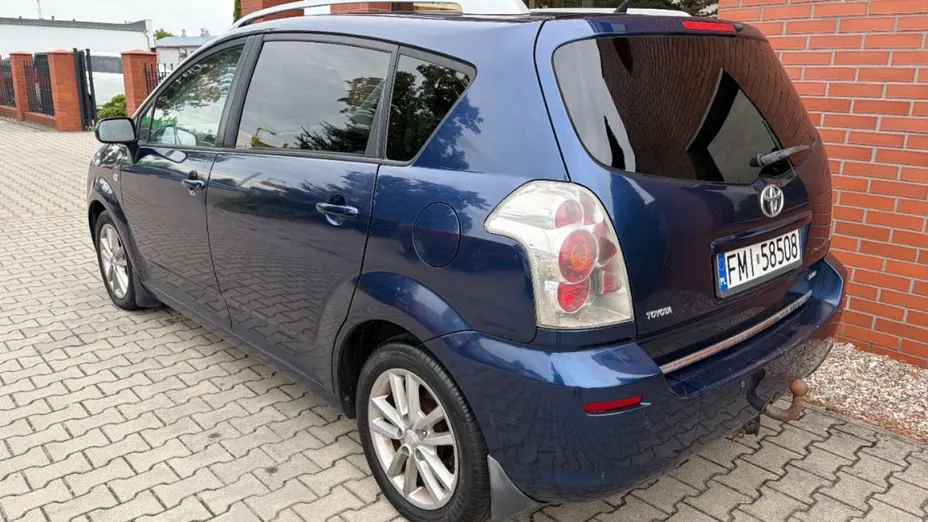 TOYOTA Corolla Verso -