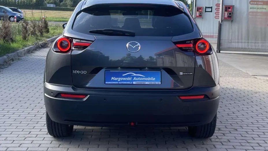 MAZDA MX-30 -