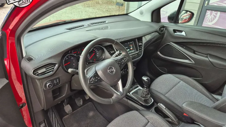 OPEL Crossland X -