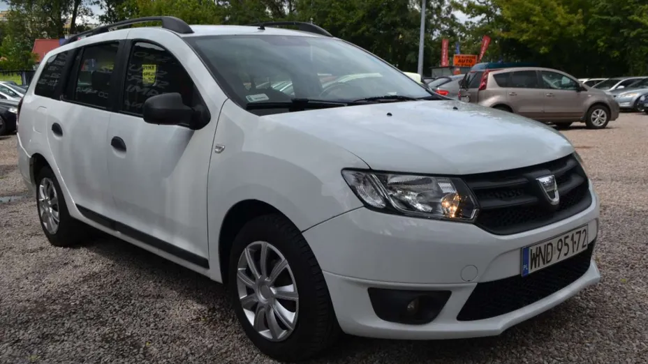 DACIA Logan -