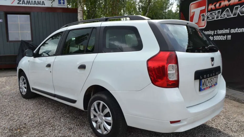 DACIA Logan -