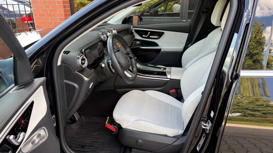 MERCEDES-BENZ GLC -