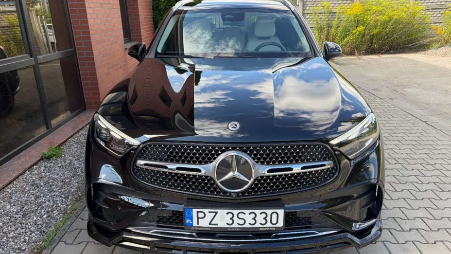 MERCEDES-BENZ GLC -