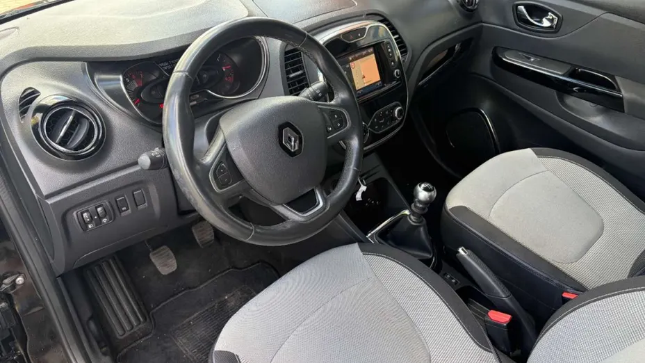 RENAULT Captur -