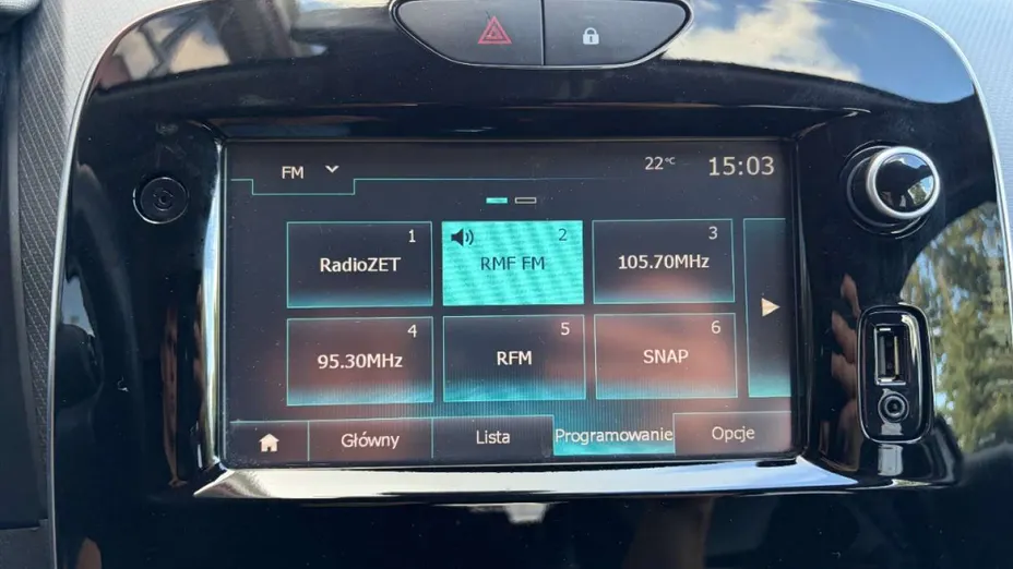 RENAULT Clio -