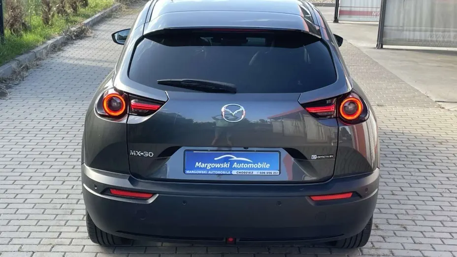 MAZDA MX-30 -