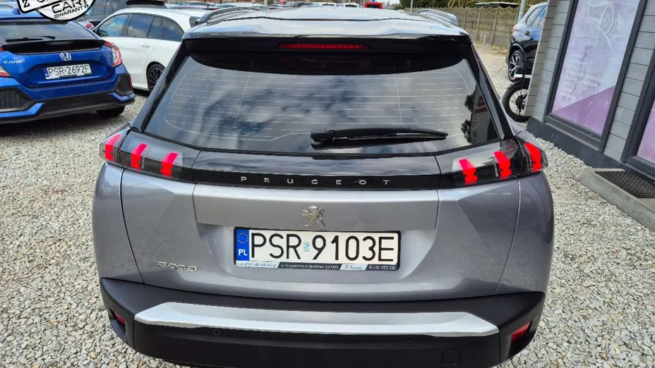 PEUGEOT 2008 -