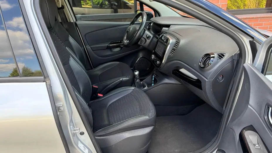 RENAULT Captur -