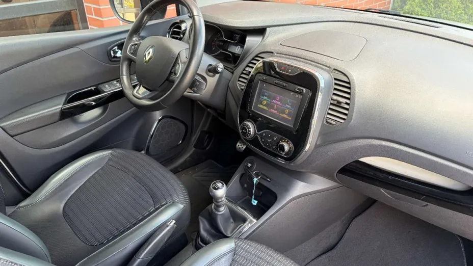 RENAULT Captur -