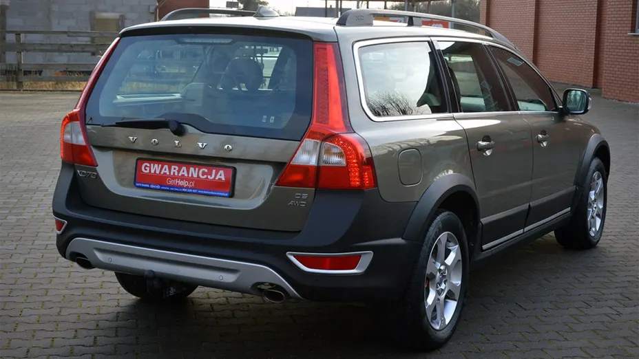 VOLVO XC70 -
