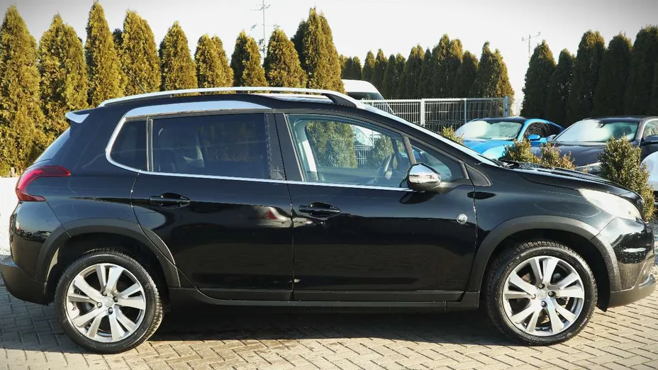 PEUGEOT 2008 -