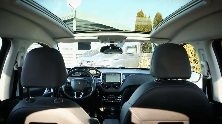 PEUGEOT 2008 -