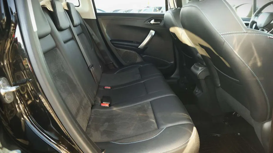 PEUGEOT 2008 -