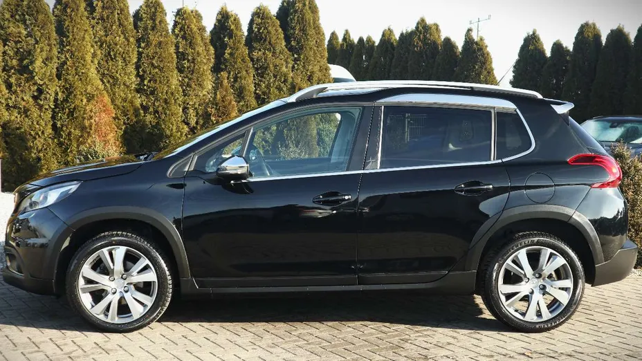 PEUGEOT 2008 -
