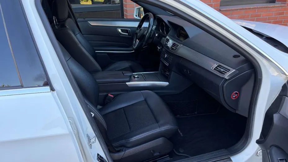 MERCEDES-BENZ E Klasa -