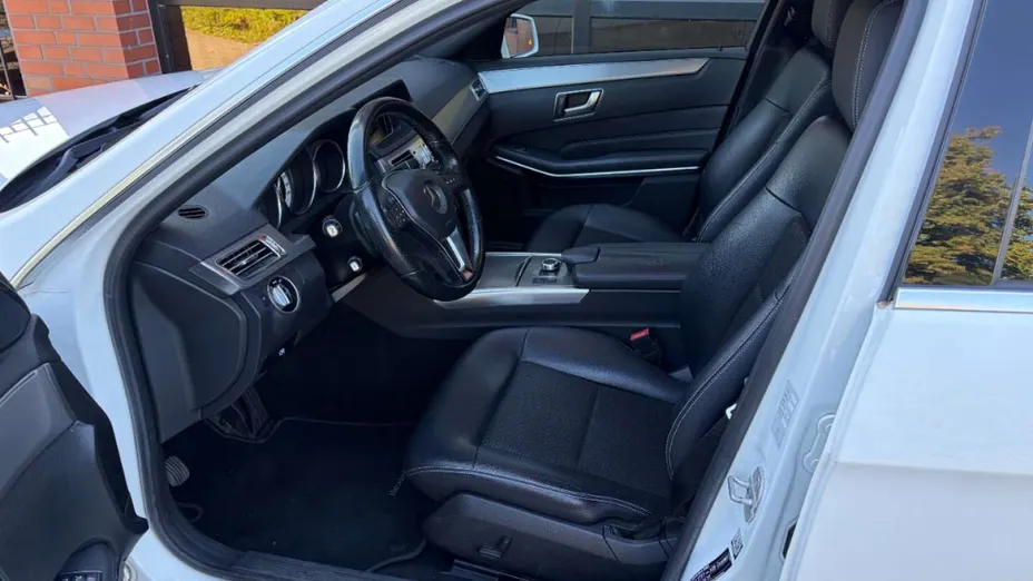 MERCEDES-BENZ E Klasa -