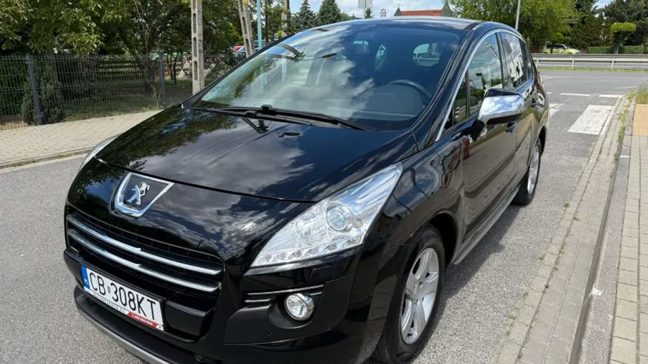 PEUGEOT 3008 -
