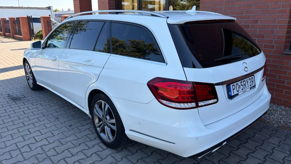 MERCEDES-BENZ E Klasa -