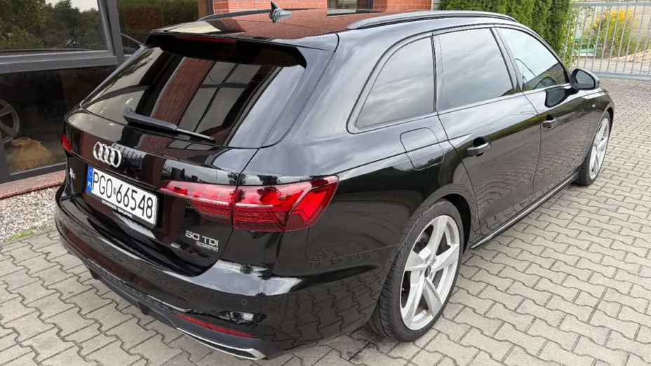 AUDI A4 Avant -