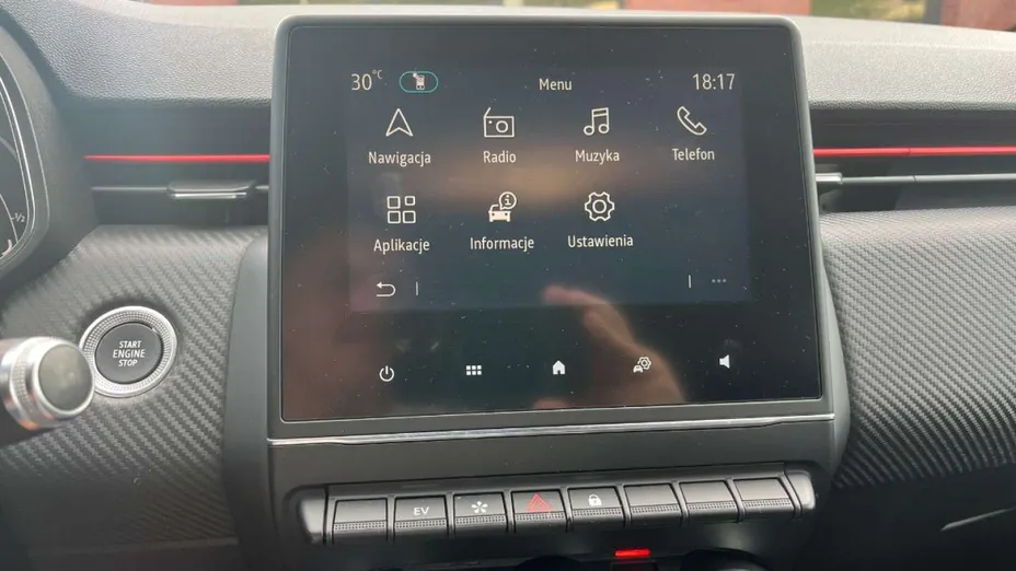 RENAULT Clio -