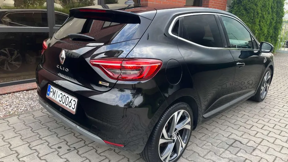 RENAULT Clio -