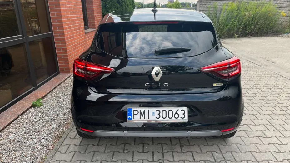 RENAULT Clio -