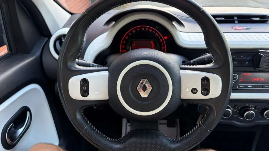 RENAULT Twingo -