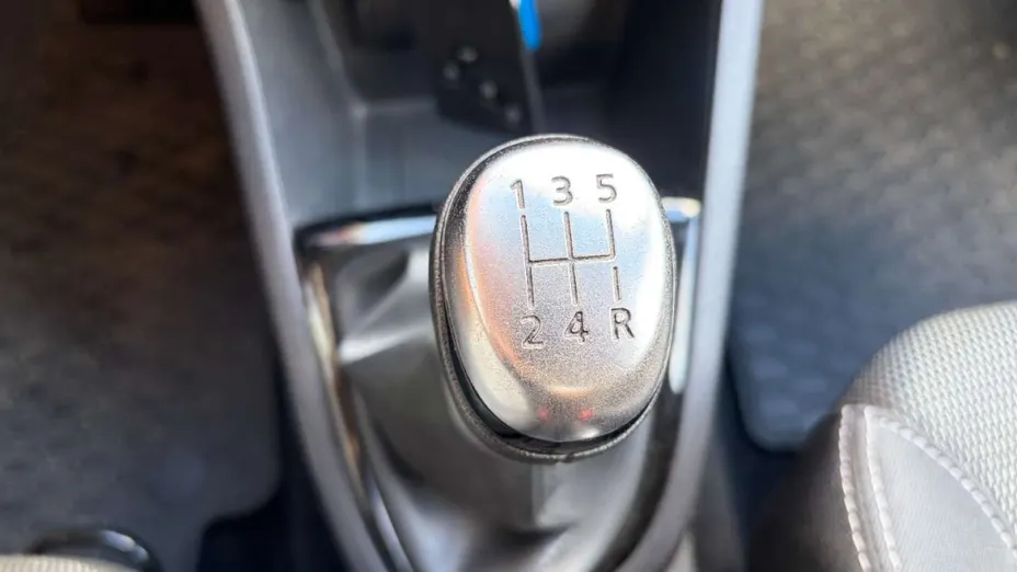 RENAULT Clio -