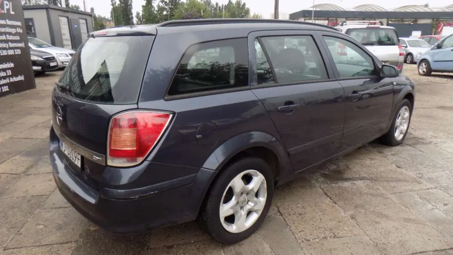 OPEL Astra -
