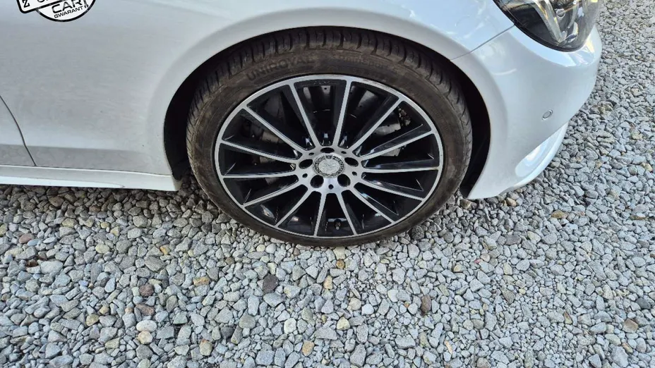MERCEDES-BENZ C Klasa -