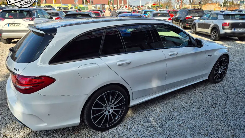 MERCEDES-BENZ C Klasa -