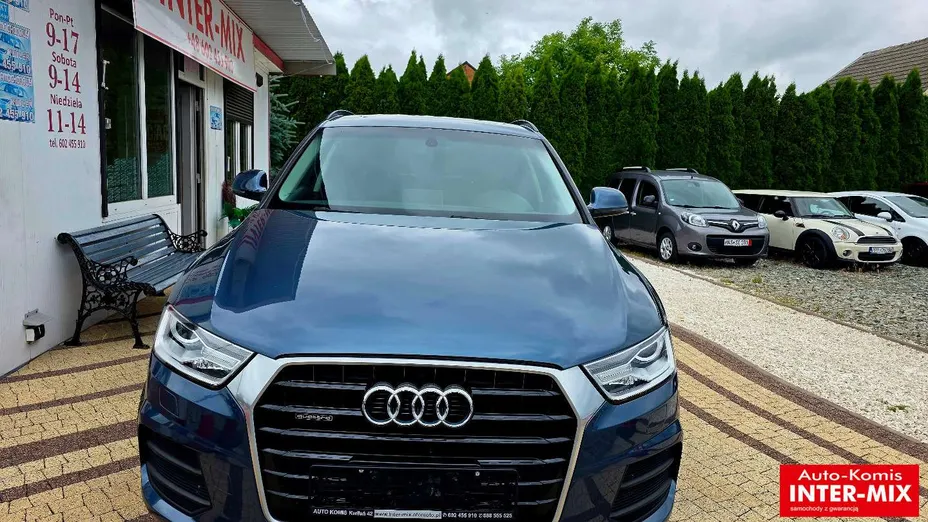 AUDI Q3 -