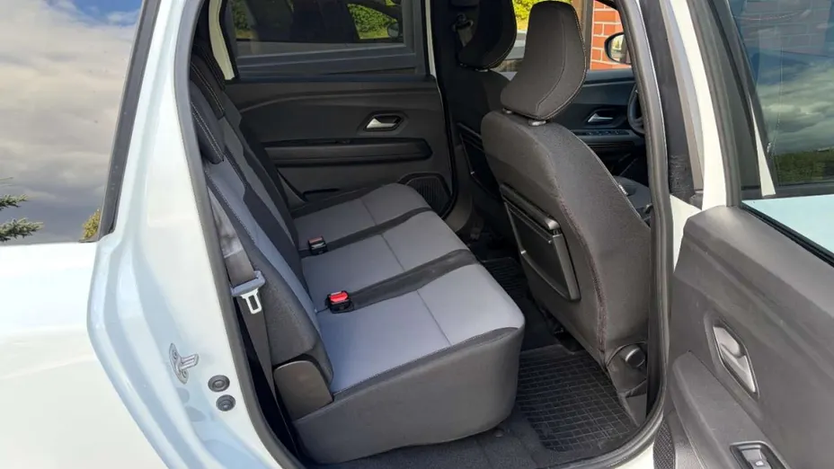 DACIA Jogger -