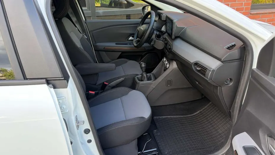 DACIA Jogger -