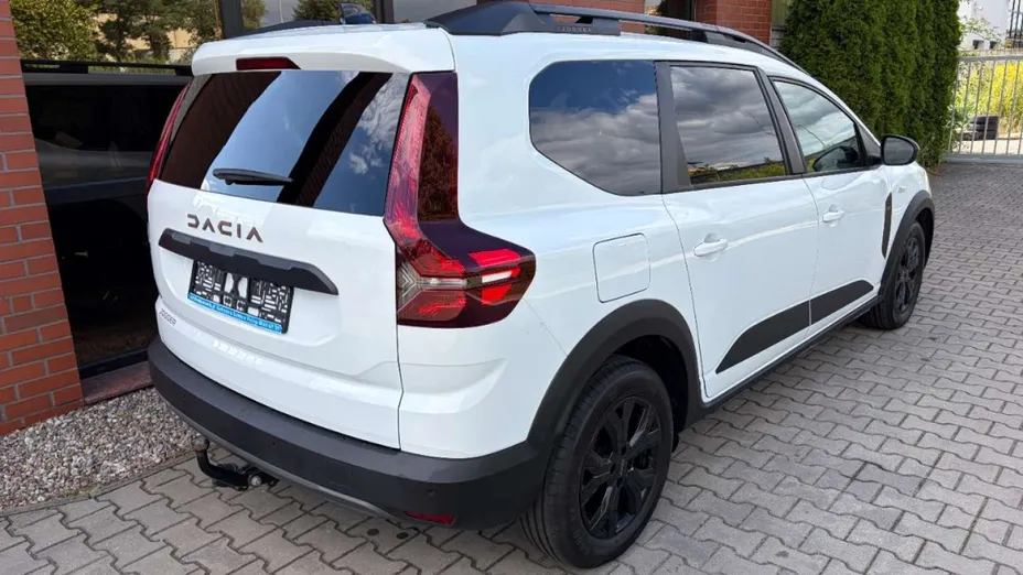 DACIA Jogger -