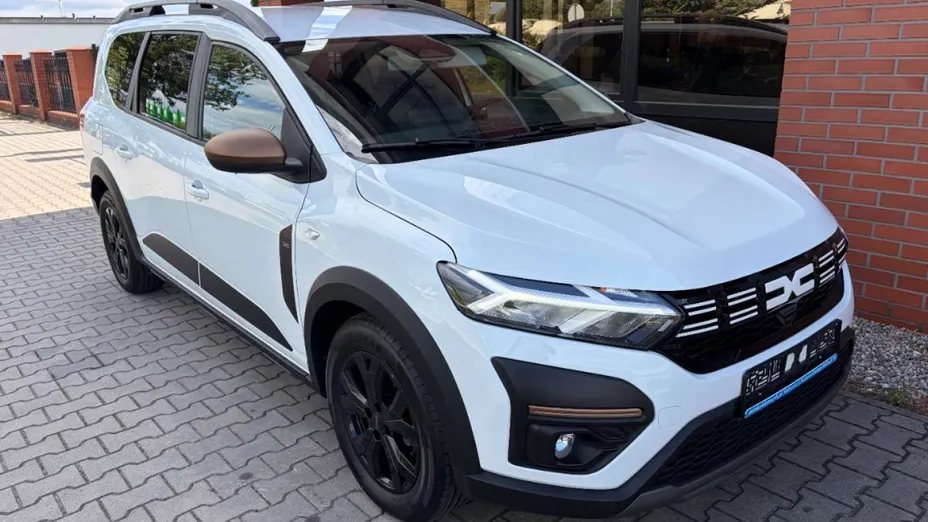 DACIA Jogger -