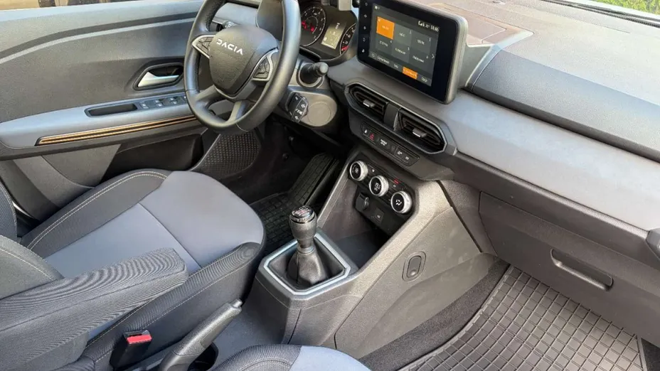 DACIA Jogger -