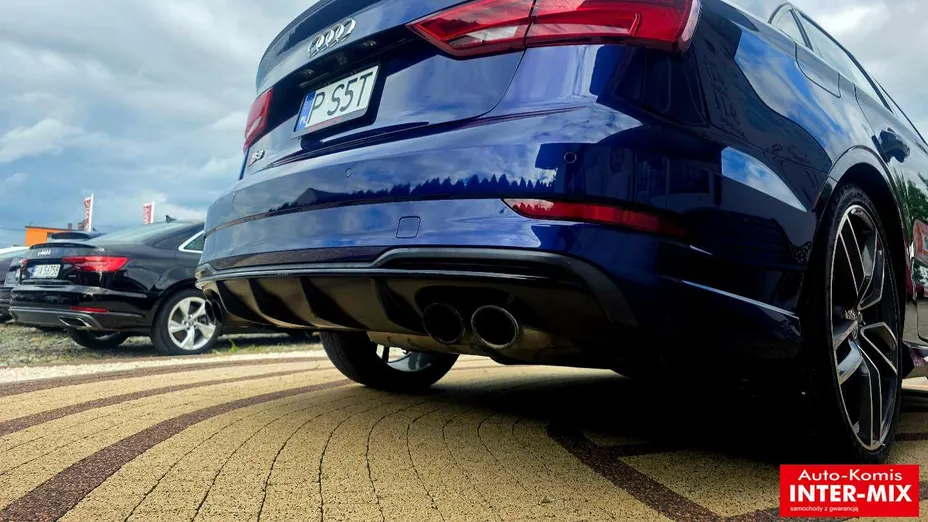AUDI S3 Limousine -