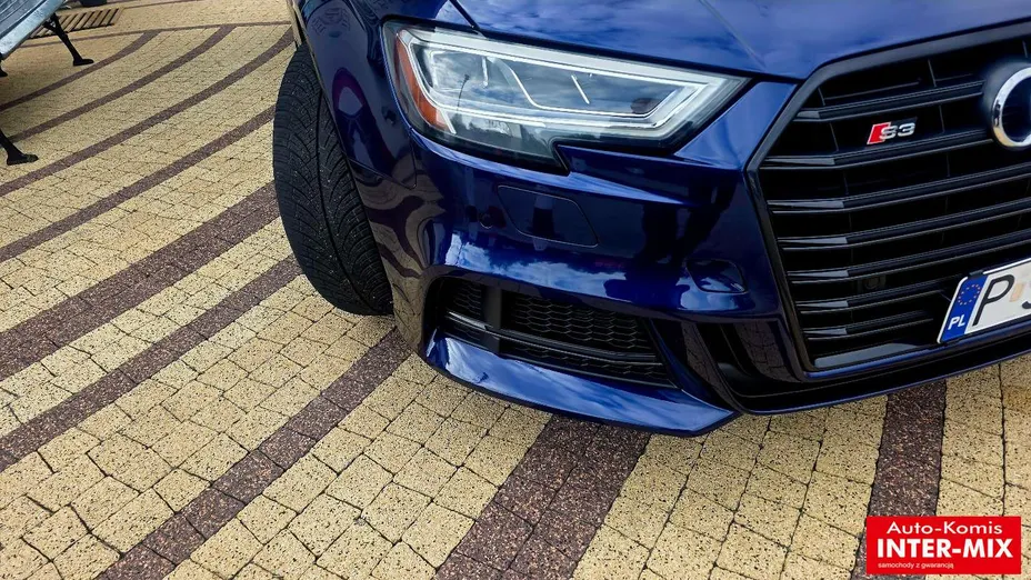 AUDI S3 Limousine -