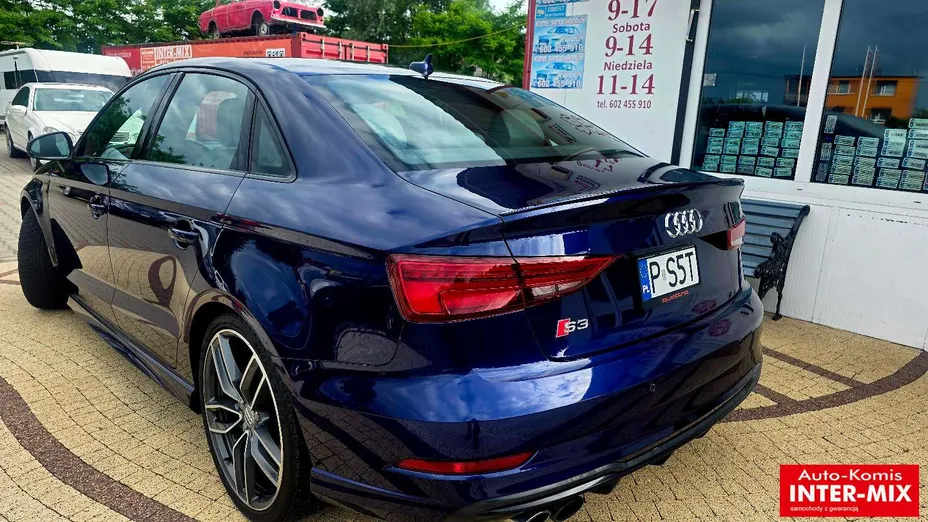 AUDI S3 Limousine -