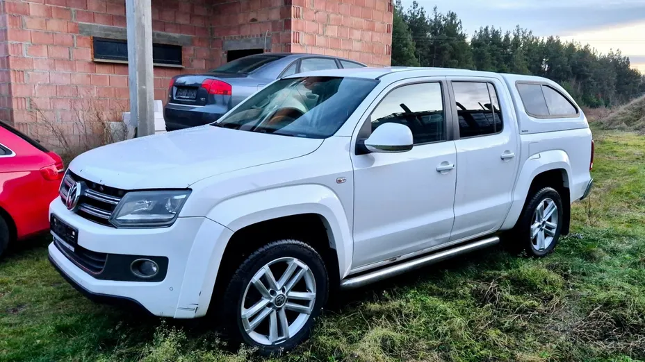 VOLKSWAGEN Amarok -