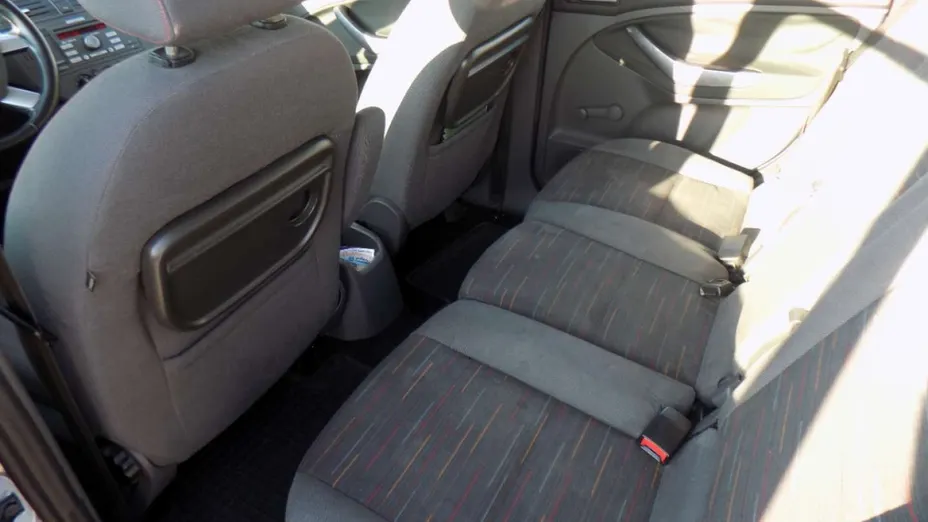 FORD C-MAX -