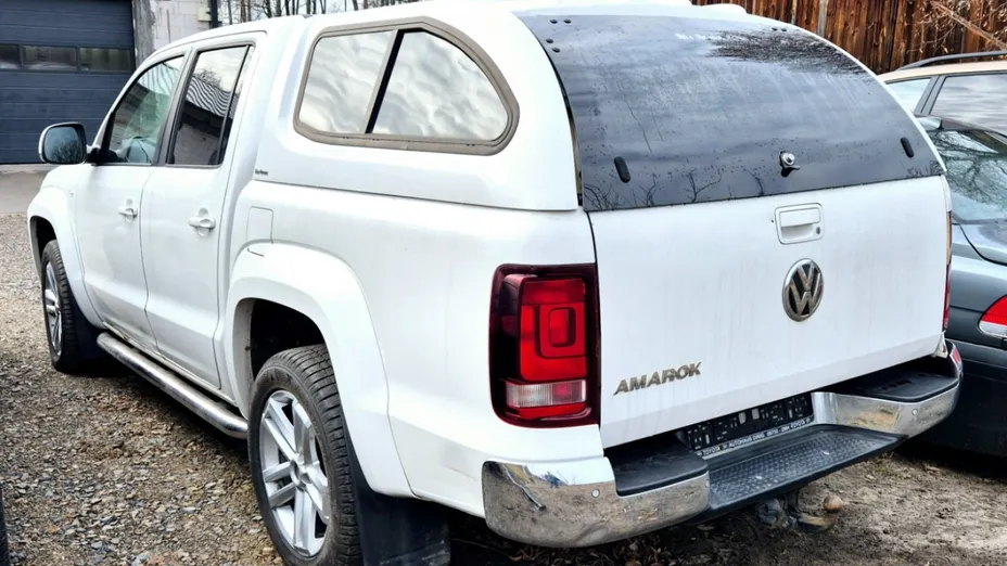 VOLKSWAGEN Amarok -