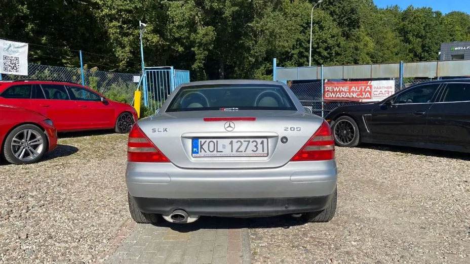 MERCEDES-BENZ SLK -