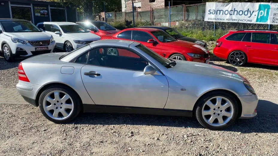 MERCEDES-BENZ SLK -