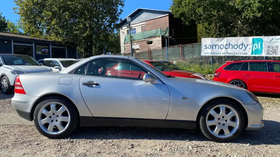 MERCEDES-BENZ SLK -