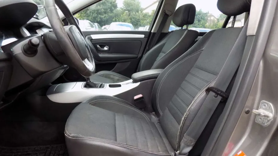 RENAULT Laguna -