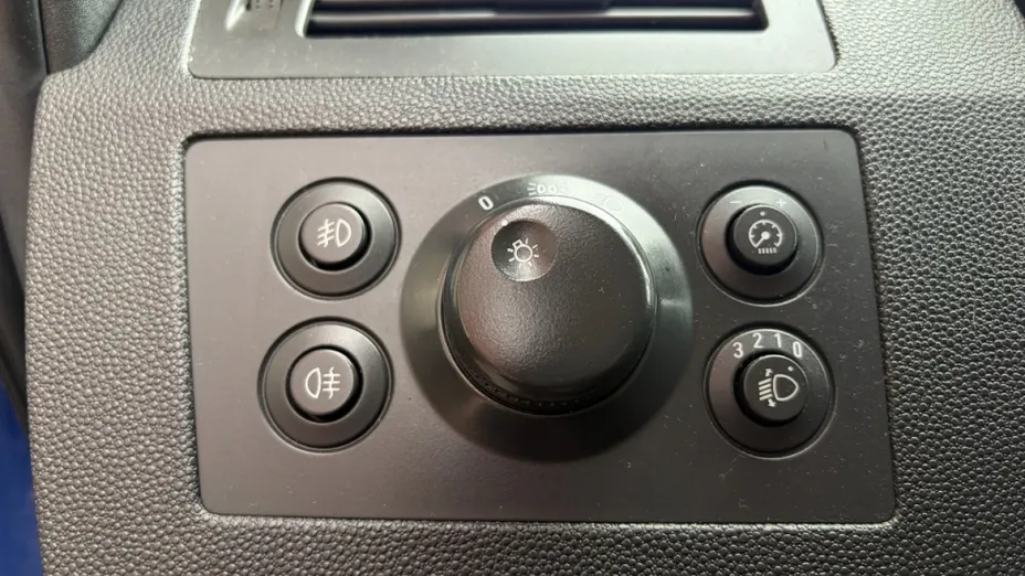 OPEL Zafira -