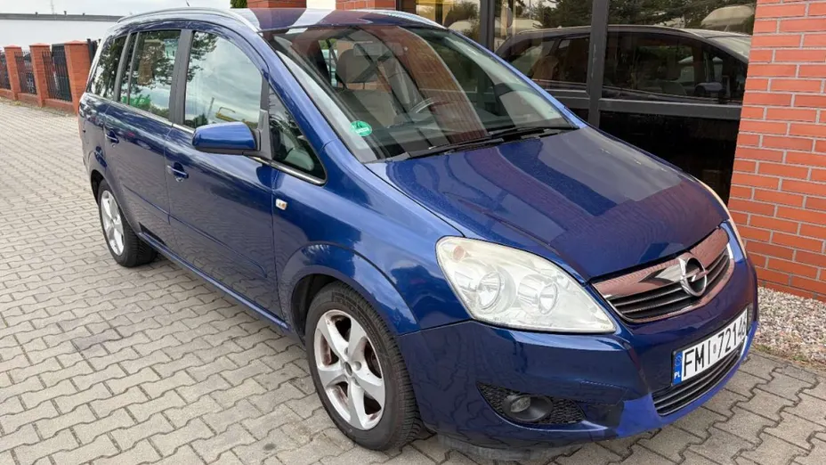 OPEL Zafira -