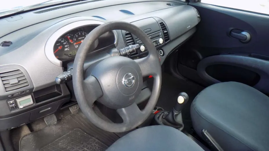 NISSAN Micra -